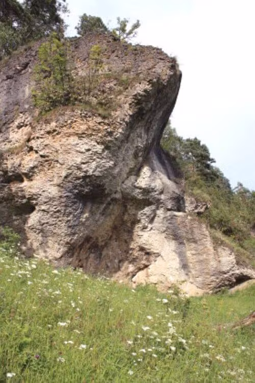 Klettern am Oberailsfelder Bolderblock